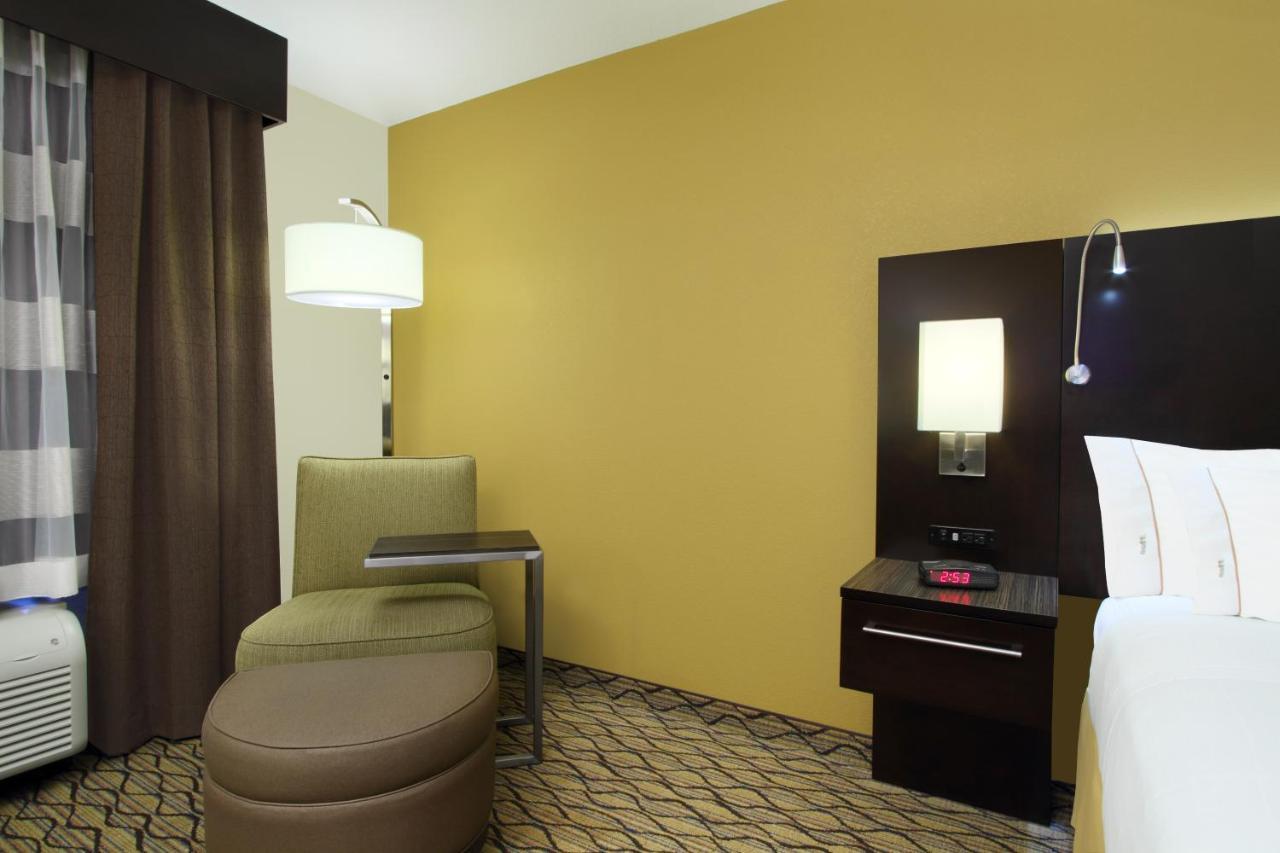 Holiday Inn Express - Colorado Springs - First & Main, An Ihg Hotel Номер фото
