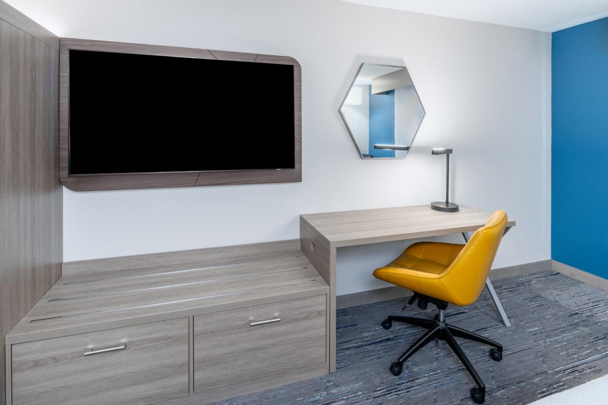 Holiday Inn Express - Colorado Springs - First & Main By Ihg Екстер'єр фото