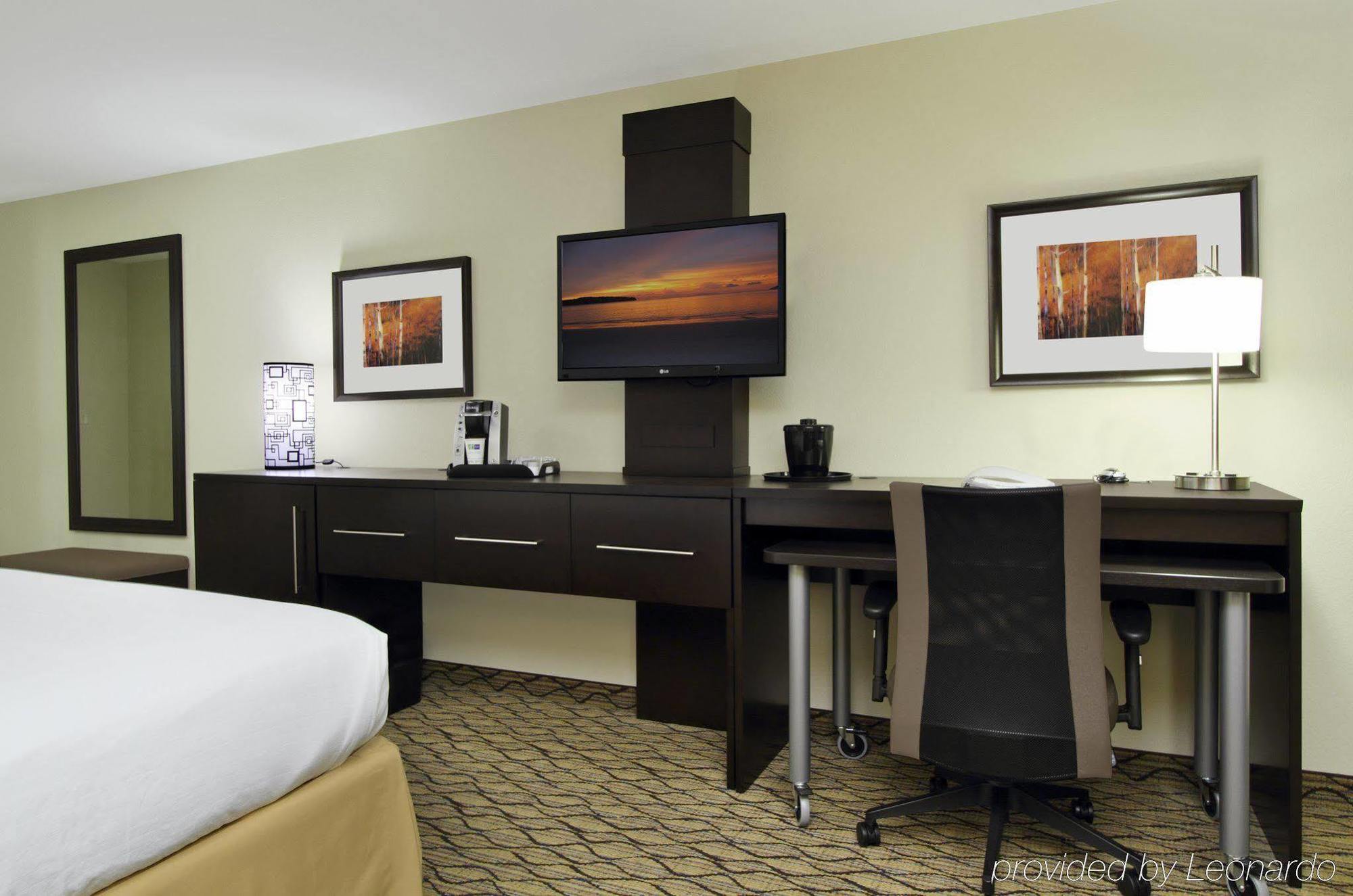 Holiday Inn Express - Colorado Springs - First & Main By Ihg Екстер'єр фото